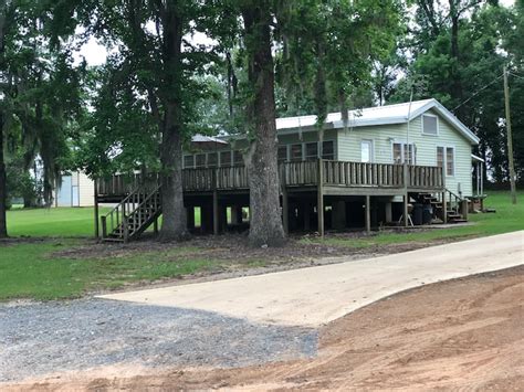 cabins near coushatta casino  Take advantage of 18 holes of golf, a casino, and a poolside bar at The Grand Hotel at Coushatta Resort - Adults Only